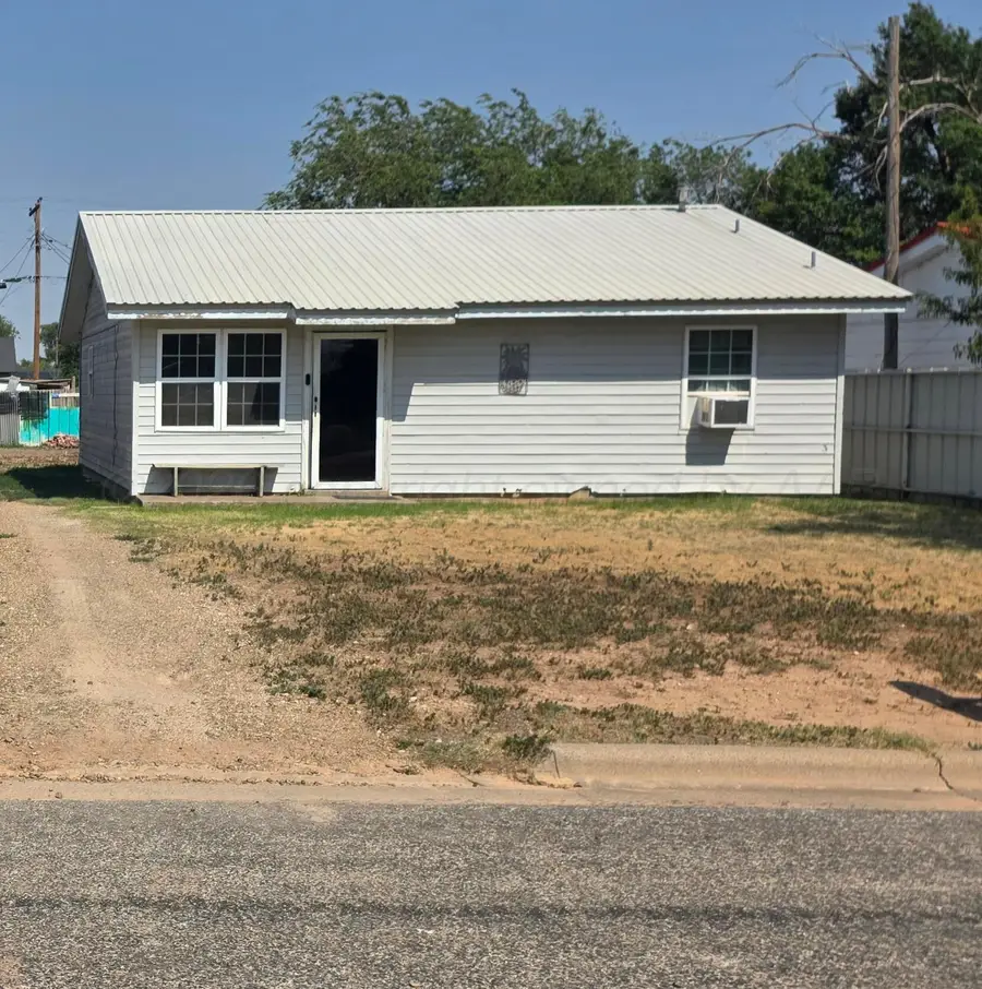 216 Avenue C, Hereford, TX 79045 - #2