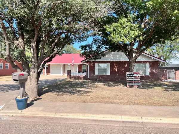 412 Sunset Street, Hereford, TX 79045