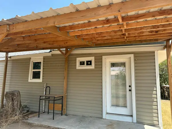 402 Hoggatt Street, Sanford, TX 79078