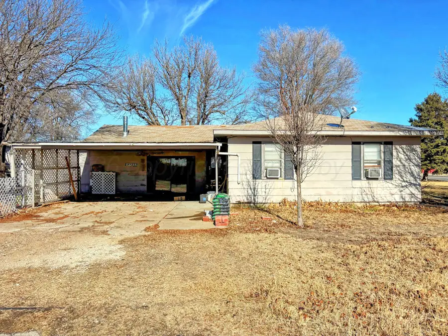 1622 S Colgate Street, Perryton, TX 79070 - #3