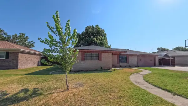 407 Mustang Street, Fritch, TX 79036
