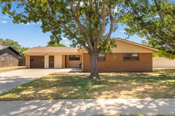 921 Mills Avenue, Dumas, TX 79029-5315
