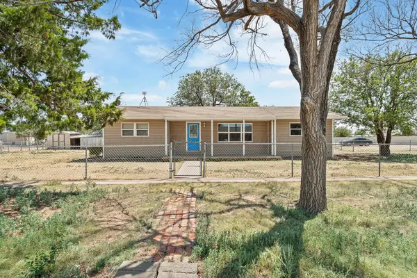 401 E 7th Street, Claude, TX 79019