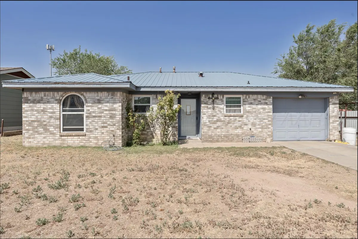 725 Stanton Avenue, Hereford, TX 79045 - #1