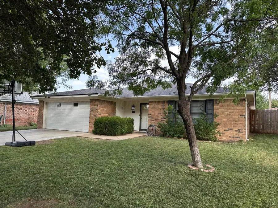 7411 Jameson Drive, Amarillo, TX 79121 - #2