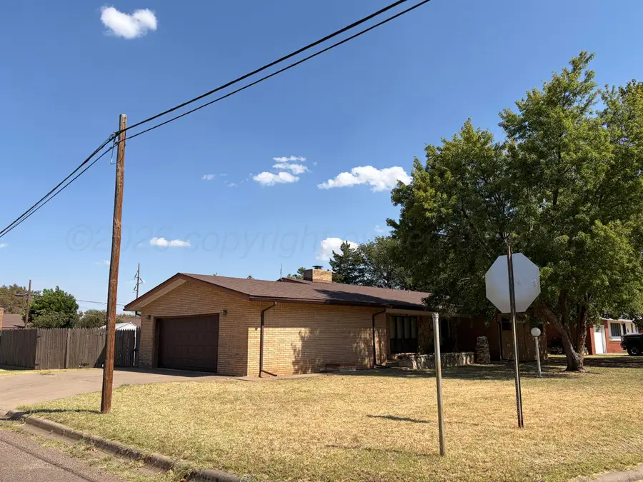 1700 Ellison Street, Wellington, TX 79095 - #3