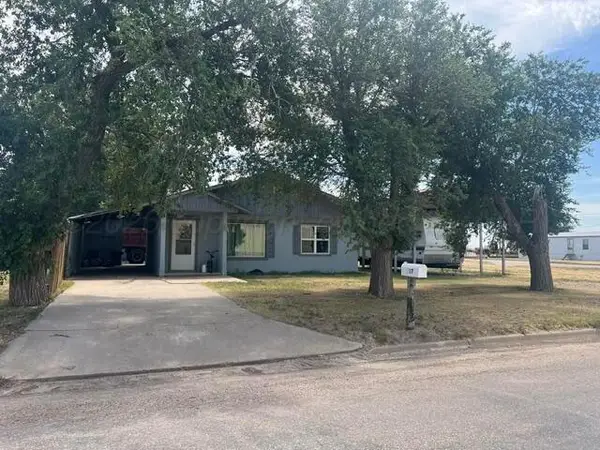 817-821 S Birch Street, Perryton, TX 79070