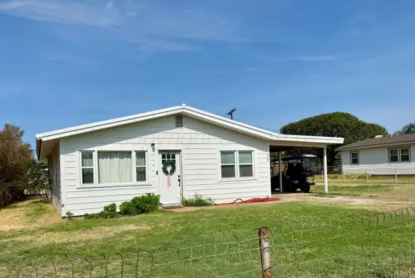 308 Allen Avenue, Stinnett, TX 79083