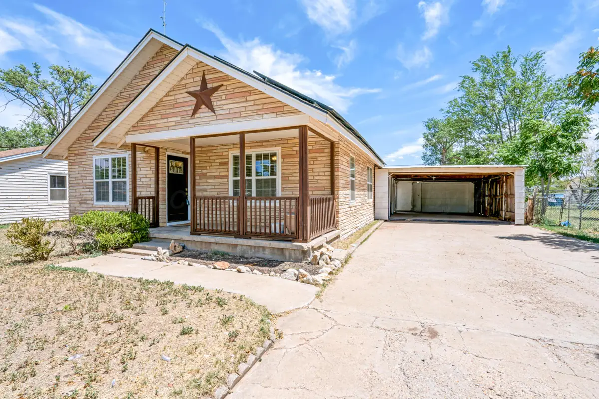 608 Avenue K, Hereford, TX 79045 - #1