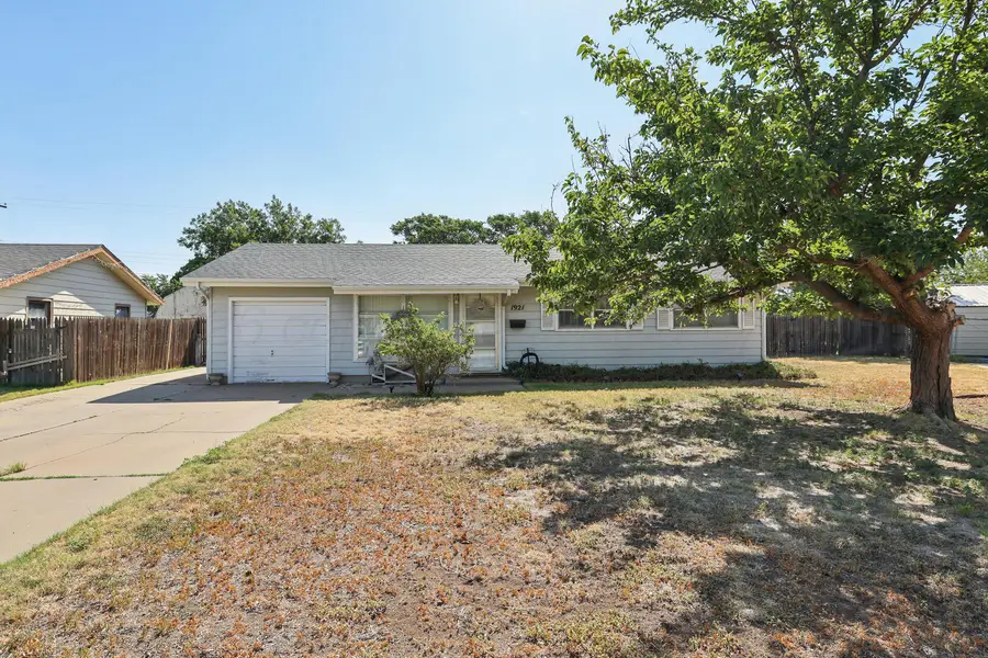 1921 Lawndale Drive, Amarillo, TX 79103-4218 - #2