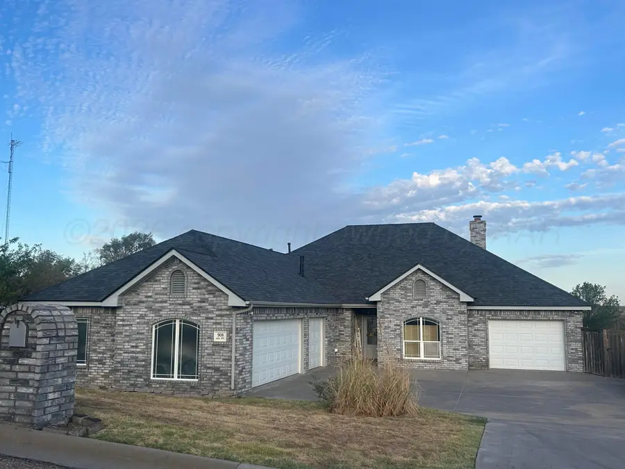 908 S 4th Street, Canadian, TX 79014 - #2