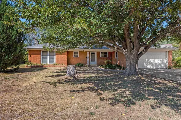 3712 S Virginia Street, Amarillo, TX 79109-4744