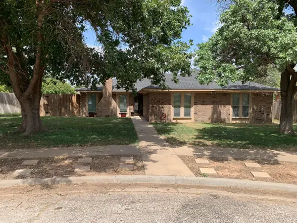 7402 Calumet Place, Amarillo, TX 79121-1404