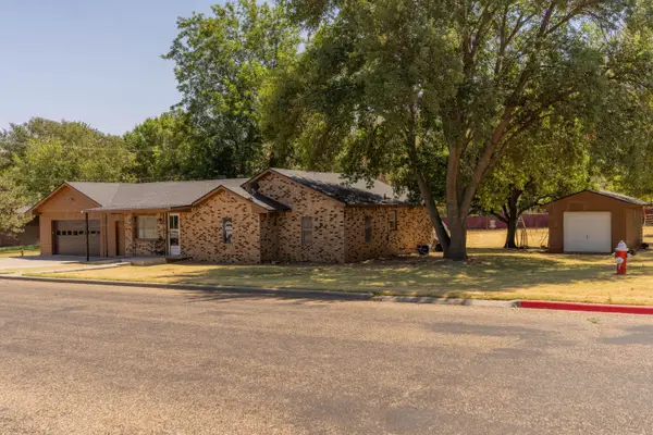 202 W 11th Street, Wheeler, TX 79096