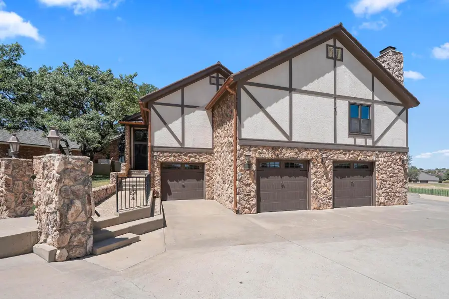 9 Country Club Drive, Amarillo, TX 79124 - #2