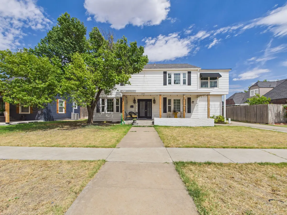 1206 N Mary-ellen Street, Pampa, TX 79065 - #1