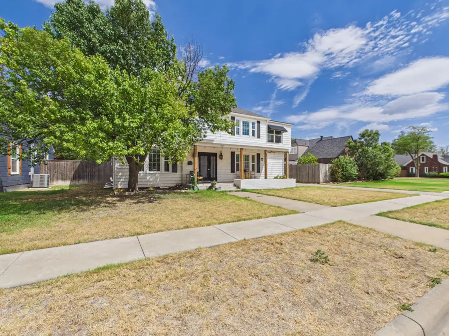 1206 N Mary-ellen Street, Pampa, TX 79065 - #2