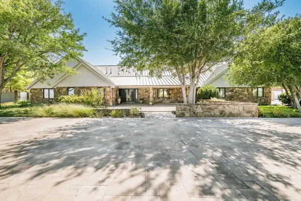 2115 W Loop 143, Perryton, TX 79070