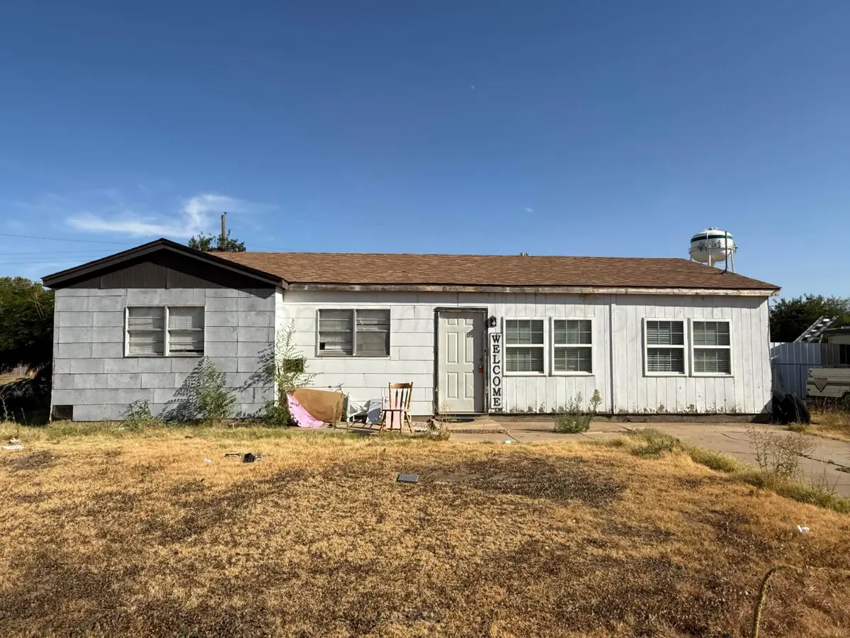 1012 E Foster Avenue, Pampa, TX 79065-6716 - #1