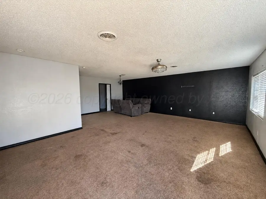 1012 E Foster Avenue, Pampa, TX 79065-6716 - #3