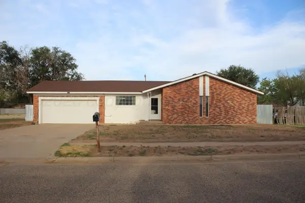 1212 Columbia Avenue, Friona, TX 79035