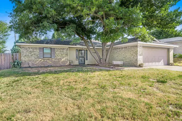 6744 Arroyo Drive, Amarillo, TX 79108-3656