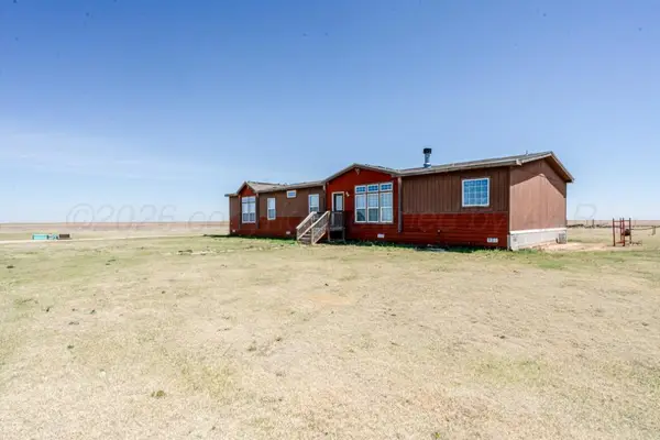 9960 S County Line Road, Channing, TX 79018