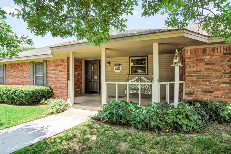 1701 Caddo Circle, Dalhart, TX 79022 - #3