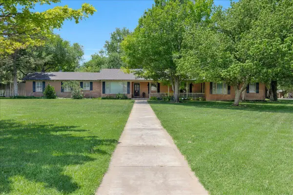 100 S Avondale Street, Amarillo, TX 79106-4106