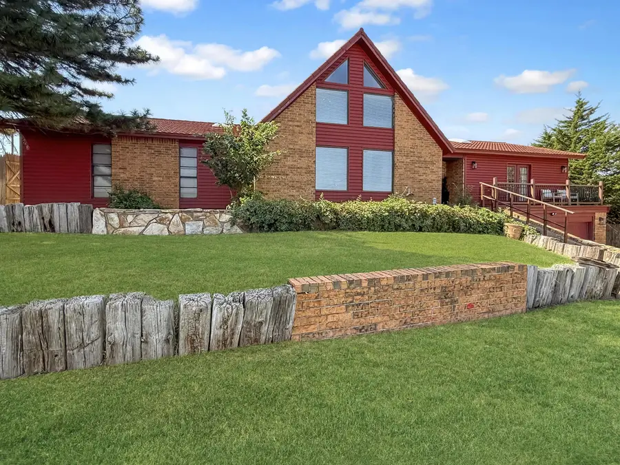 304 Gardner Street, Borger, TX 79007 - #2