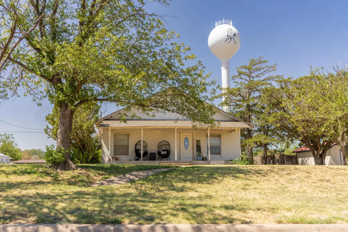 510 S Kiowa Street, Wheeler, TX 79096 - #1