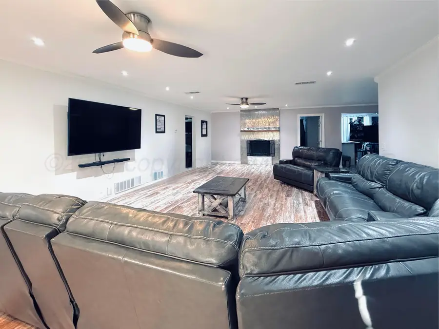 127 Dallam Avenue, Dumas, TX 79029-3517 - Image #3