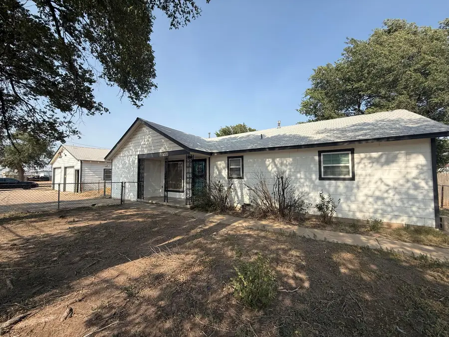 2002 N Mirror Street, Amarillo, TX 79107-6530 - #3