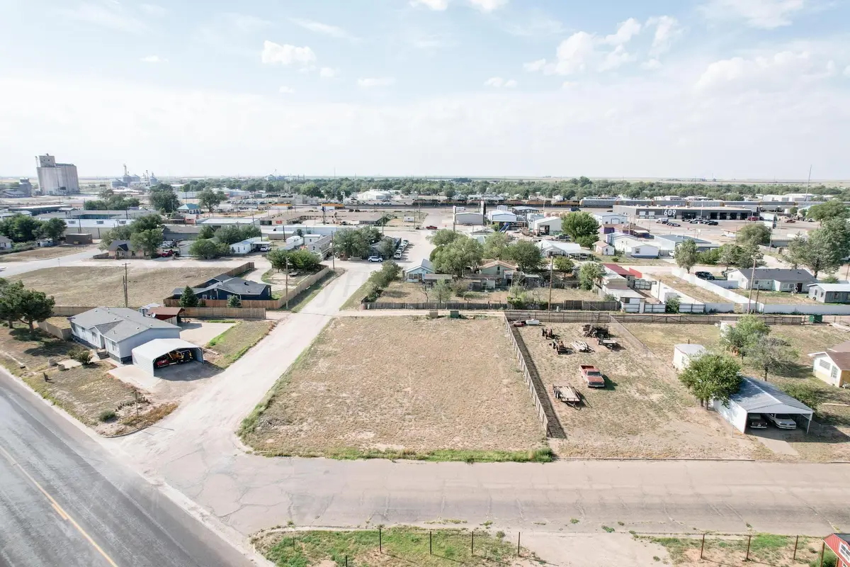 102 Cammack Street, Dalhart, TX 79022 - #1