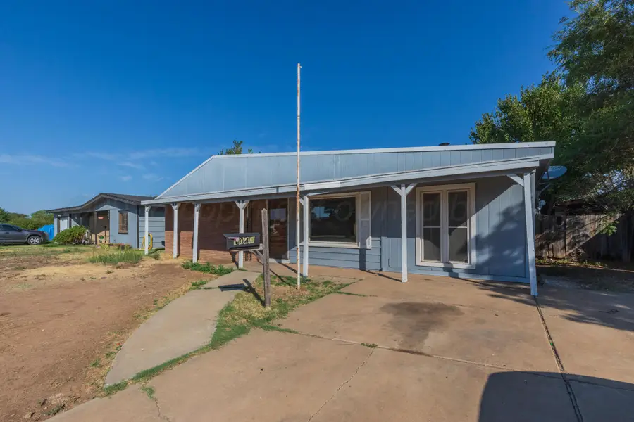 1044 W Cinderella Drive, Pampa, TX 79065-2709 - #2