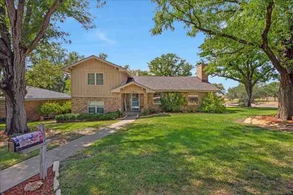 1100 Brookhaven Drive, Amarillo, TX 79015-5210