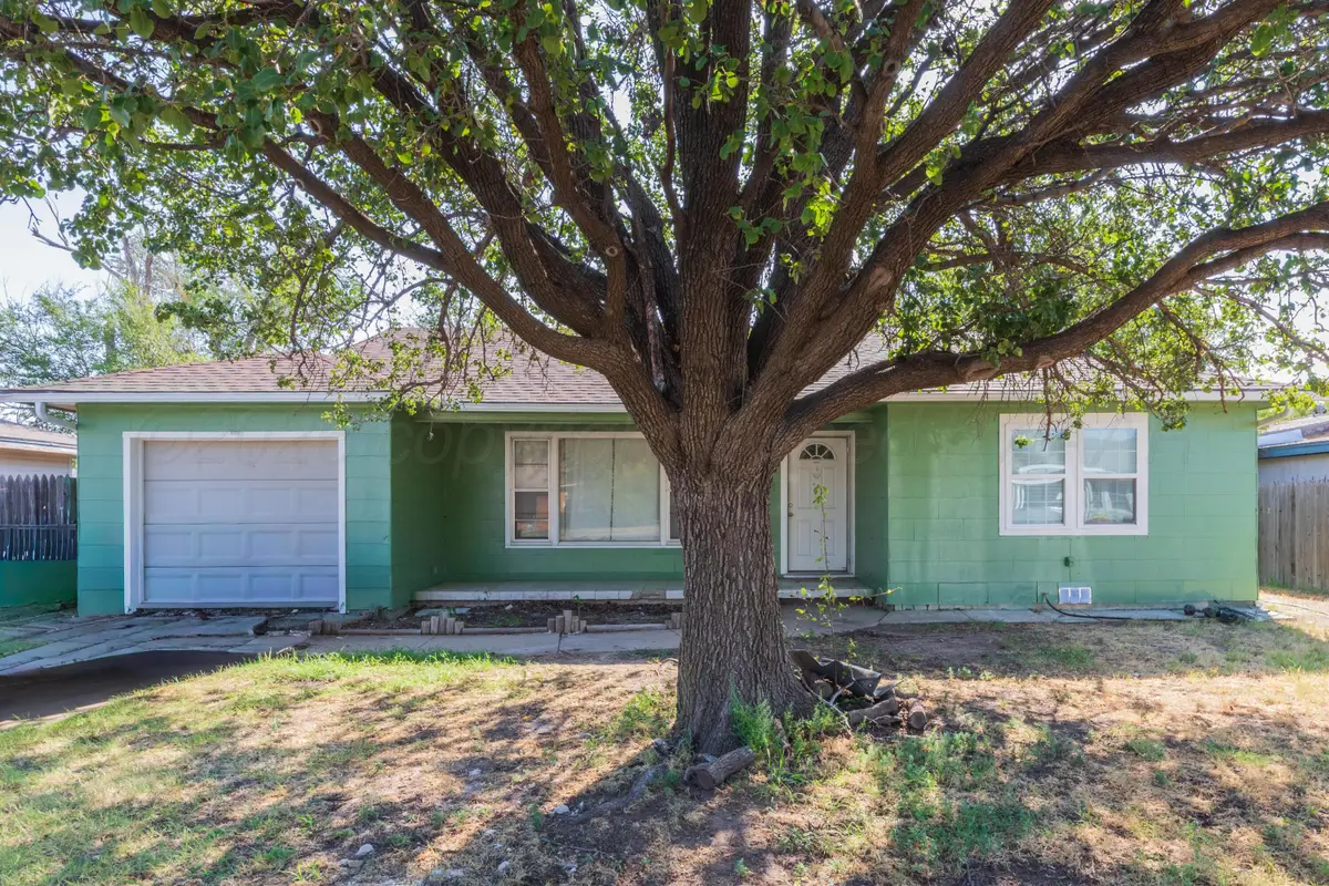 2114 Williston Street, Pampa, TX 79065-3635 - #1