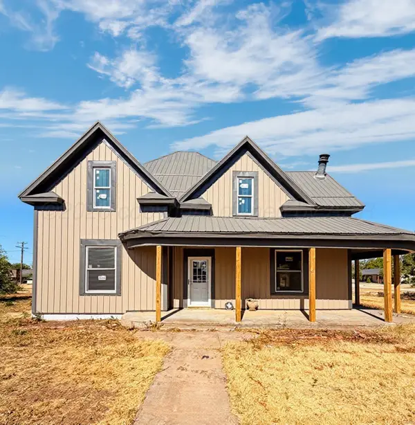 200 Pulitzer Street, Silverton, TX 79257