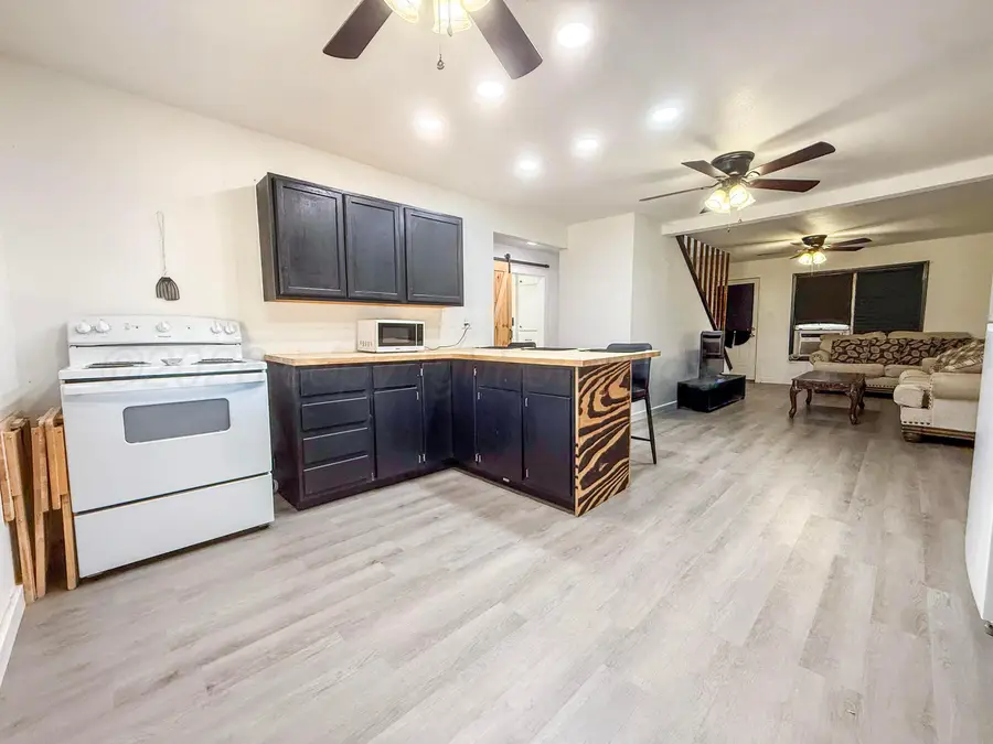 1621 W Dover Street, Memphis, TX 79245 - #2