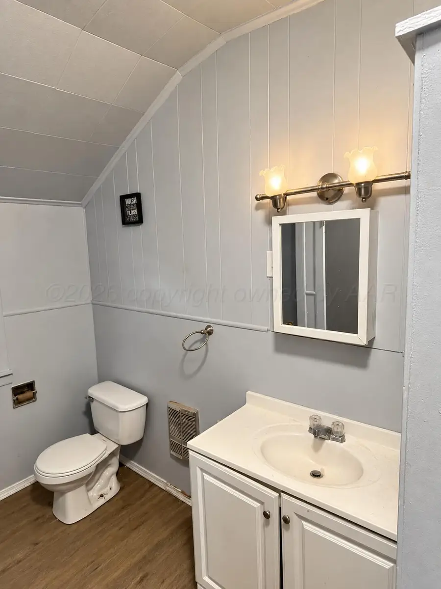 816 N Maple Street, Stratford, TX 79084 - #2