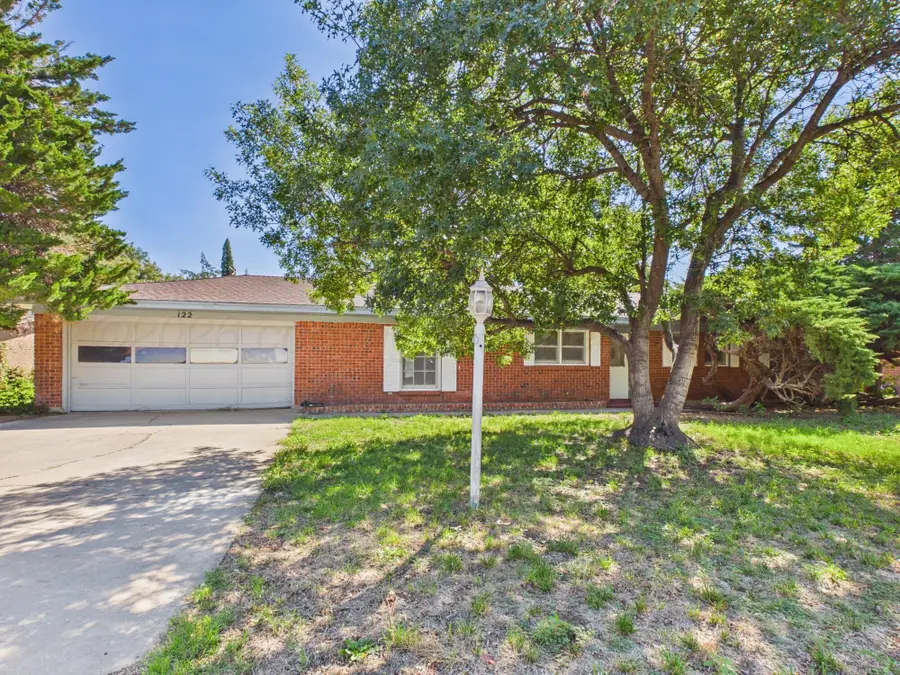 122 Mulberry Drive, Dumas, TX 79029 - #2