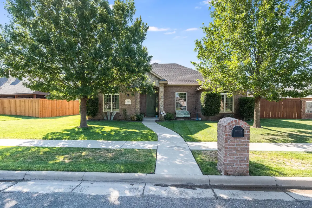 7705 Pinnacle Drive, Amarillo, TX 79119-7495 - #1