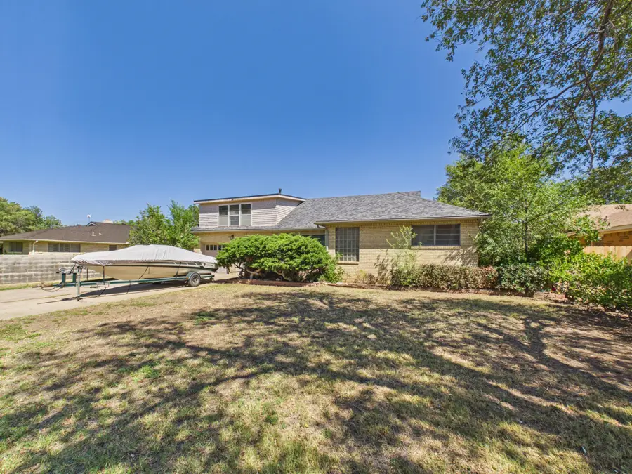 1704 N Christine Street, Pampa, TX 79065-4432 - #2