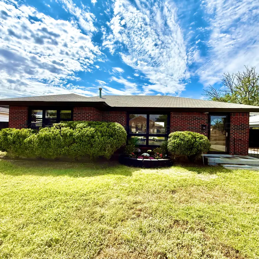 502 8th Avenue, Canyon, TX 79015 - #2