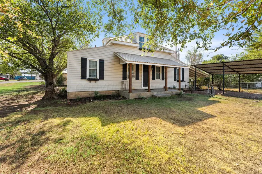 98 Newcome, Groom, TX 79039-2031 - #2