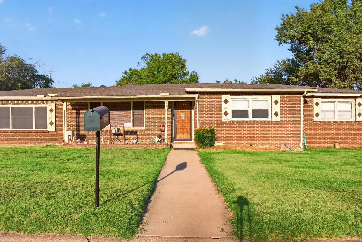 229 Garrett Street, Borger, TX 79007 - #1