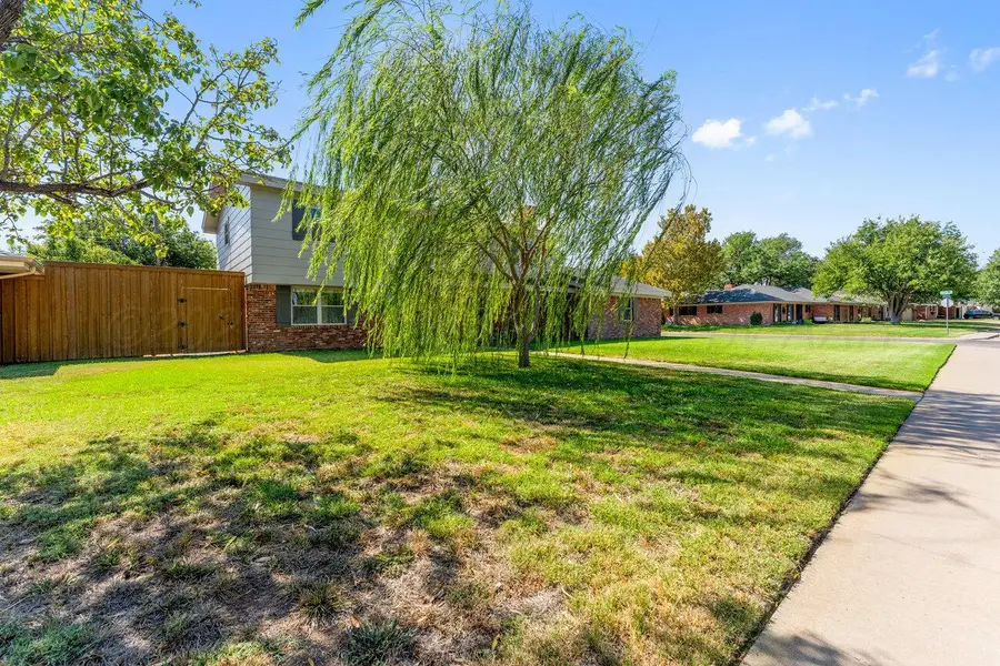 6219 Adirondack, Amarillo, TX 79106-3405 - #2