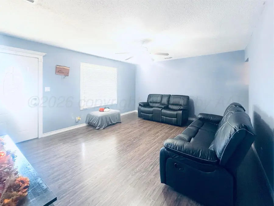 122 Elm Avenue, Dumas, TX 79029-3209 - #2