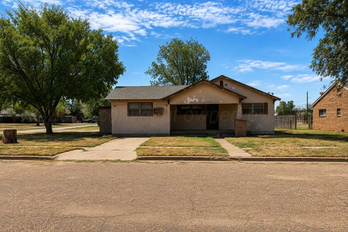 211 N 2nd Street, Quitaque, TX 79255 - #1