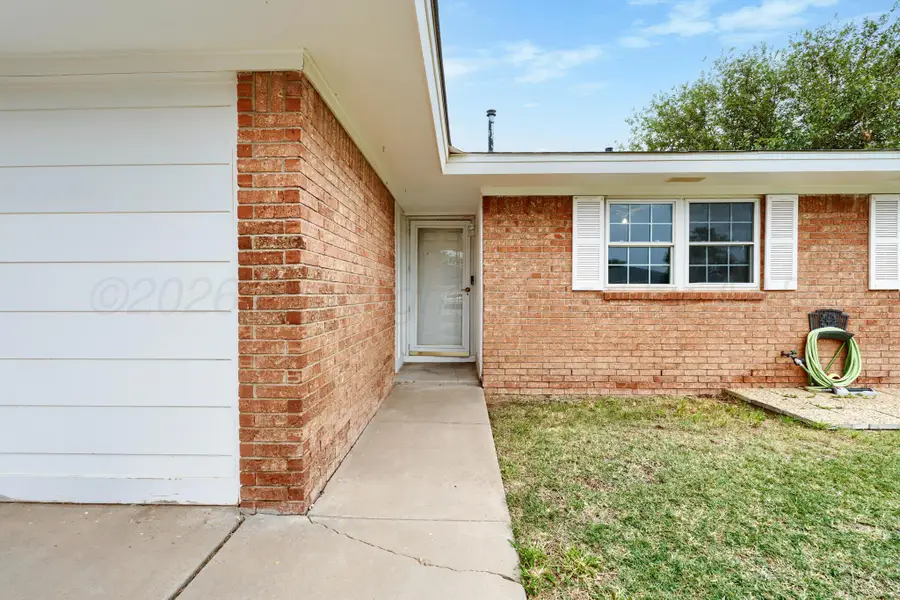 610 Avenue J, Hereford, TX 79045 - #2
